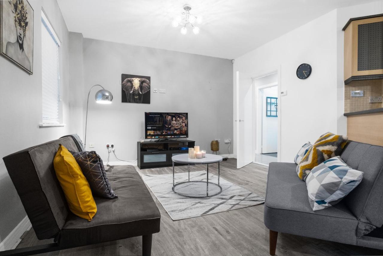 Birmingham, Modern 2 Bedroom, Free Parking Spaces, Free Wi-Fi And Netflix Exterior foto